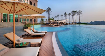 FLC Halong Bay Golf Club & Luxury Resort