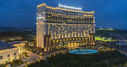FLC Halong Bay Golf Club & Luxury Resort