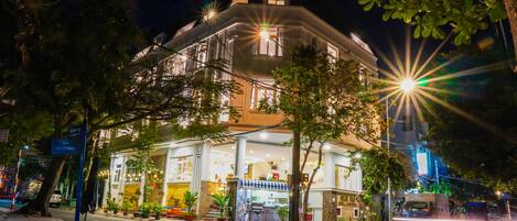 Voorkant van accommodatie