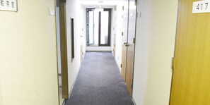 Hallway - Business Ryokan Harada (Hiroshima)