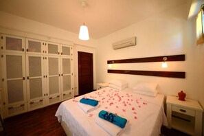 Villa, 3 habitaciones | 3 habitaciones, escritorio, tabla de planchar con plancha y wifi gratis 