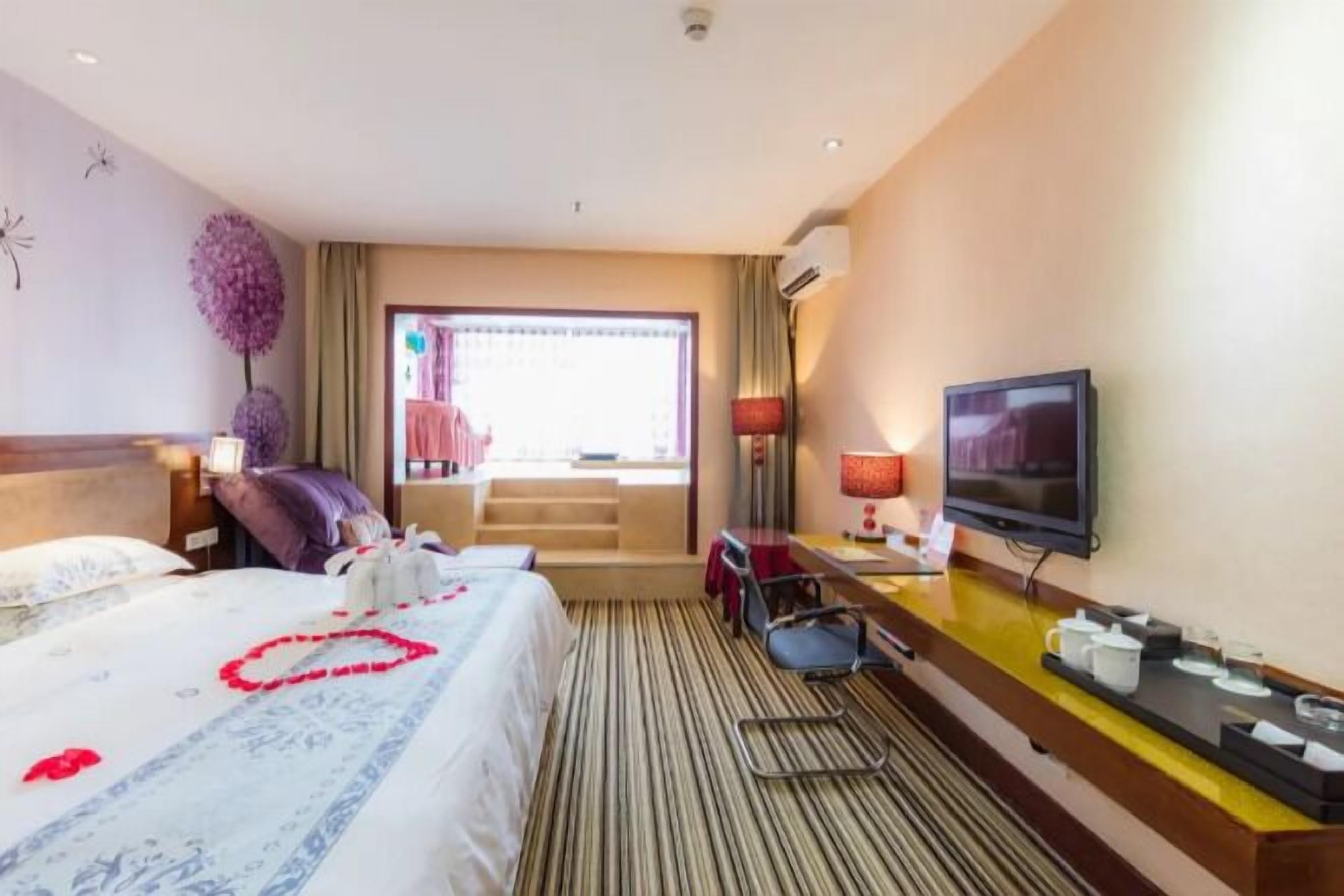 Desk, blackout curtains, iron/ironing board, free WiFi