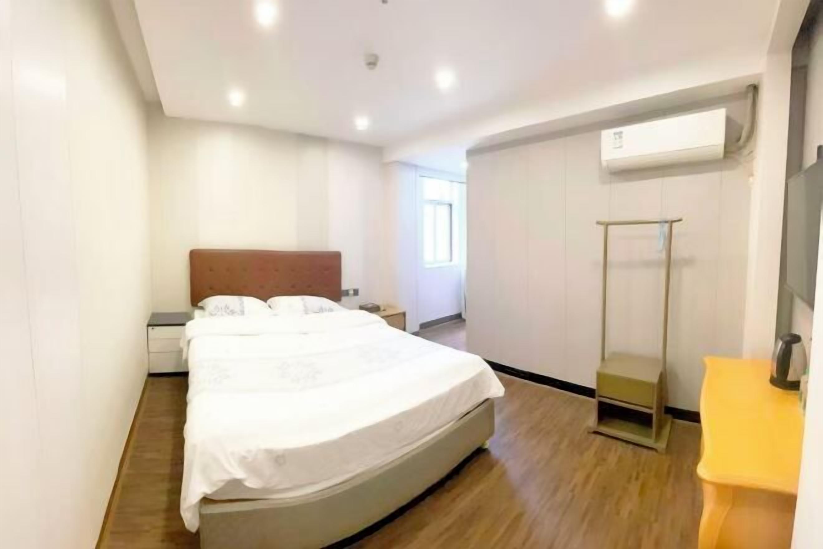 Desk, blackout curtains, iron/ironing board, free WiFi