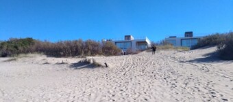 Near Delmar (house 3)
