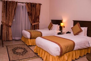 디럭스 더블룸 또는 트윈룸, 슈퍼싱글침대 1개, 금연 | 다리미/다리미판, 무료 WiFi, 침대 시트