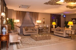 로비 좌석 공간