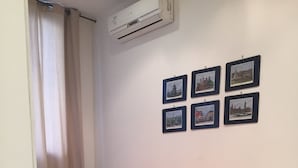 Extra beds - International Garibaldi (Naples)