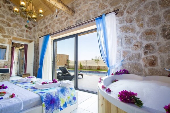 Villa | Wohnbereich | LCD-Fernseher