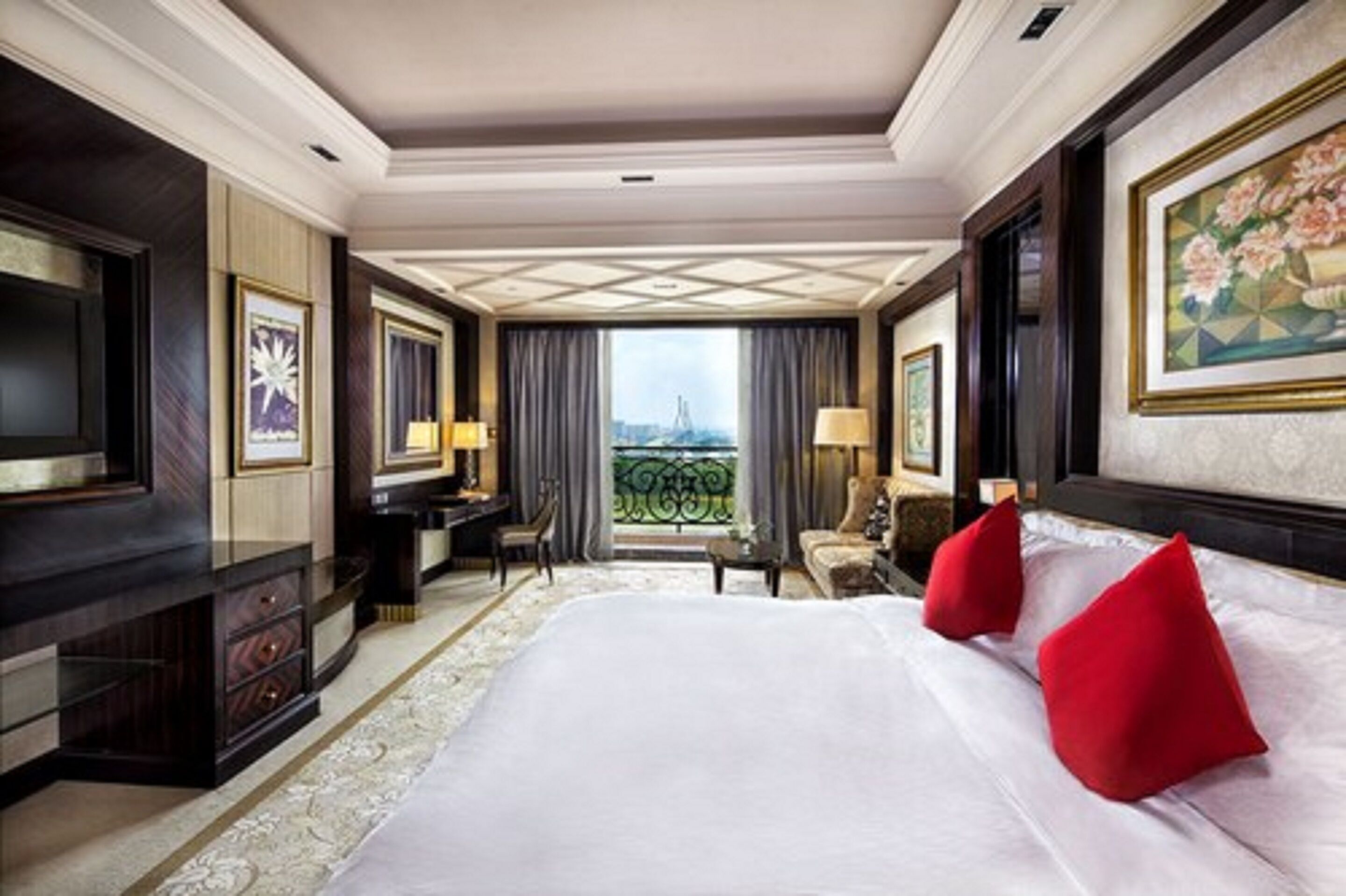 Coffres-forts dans les chambres, bureau, rideaux occultants