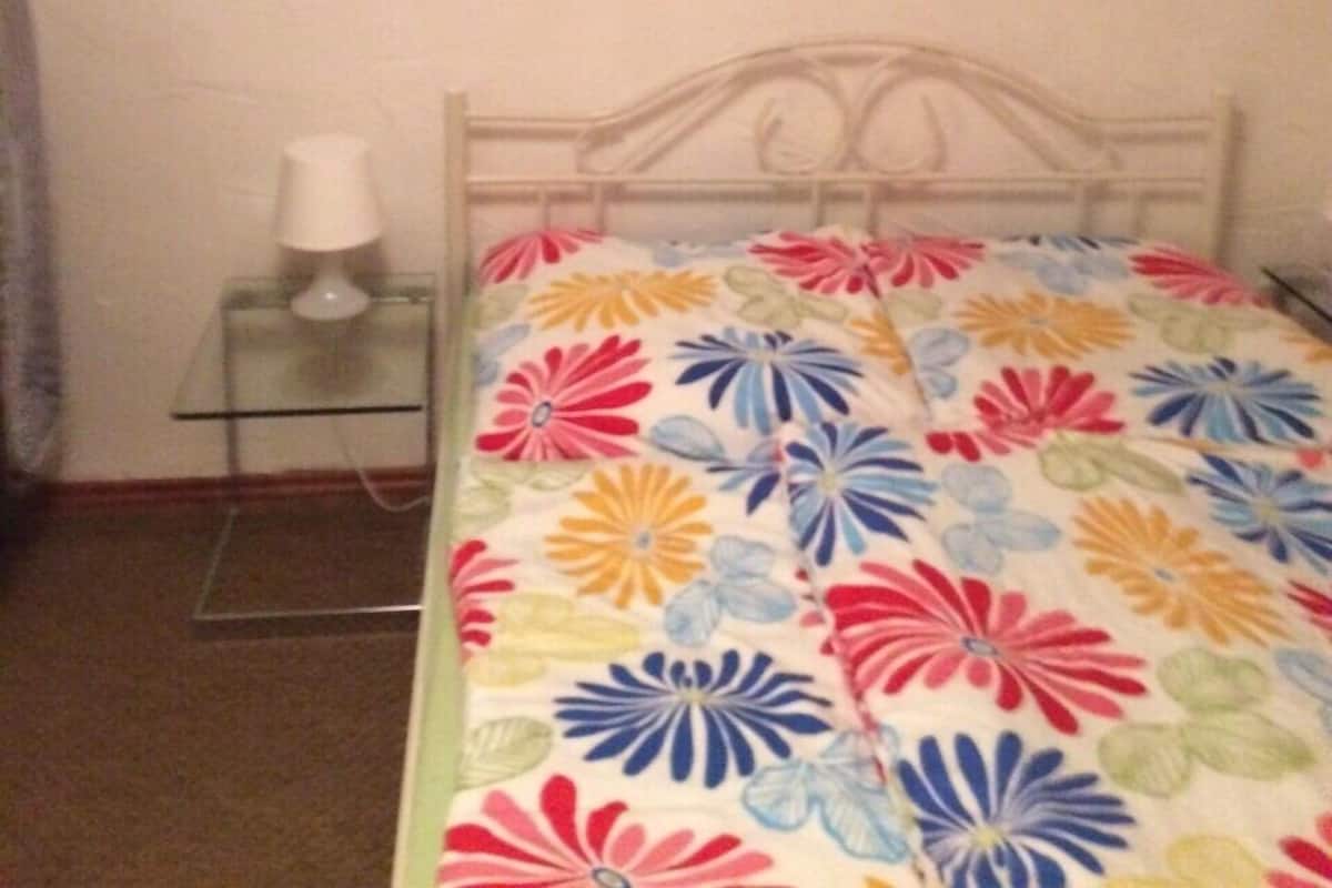 Apartment, 1 Bedroom (Stüble) | Langsir/tirai gelap terus, seterika/papan seterika