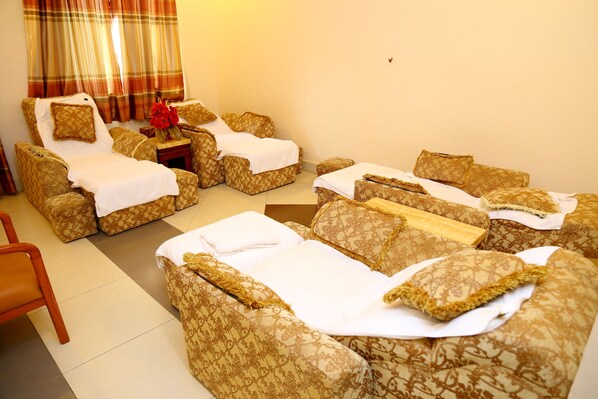 Sauna, steam room, Thai massages, massages