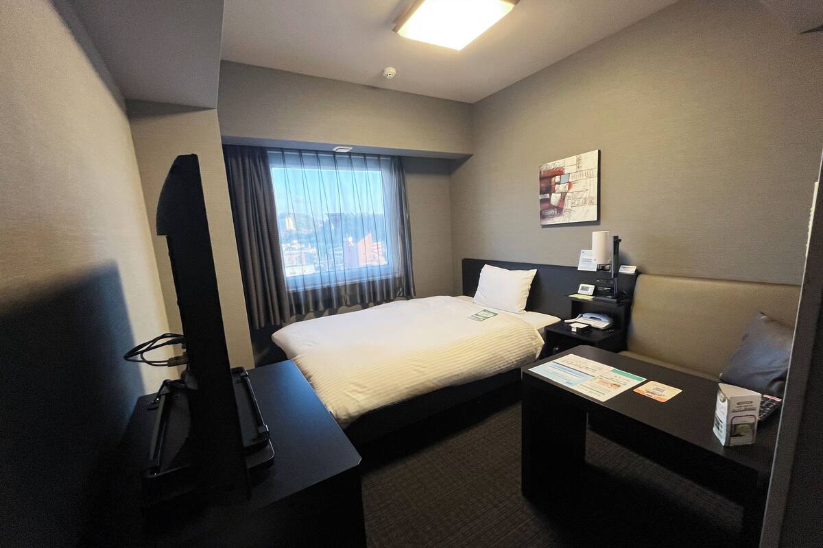 Comfort Single Room, Non Smoking | Desk, free WiFi, bed sheets