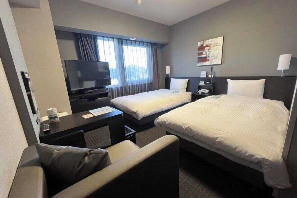 Bureau, Wi-Fi gratuit, draps fournis