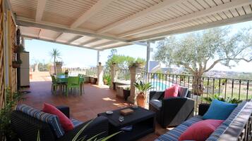 Deluxe Apartment, City View (Ground Floor) | Terrace/patio