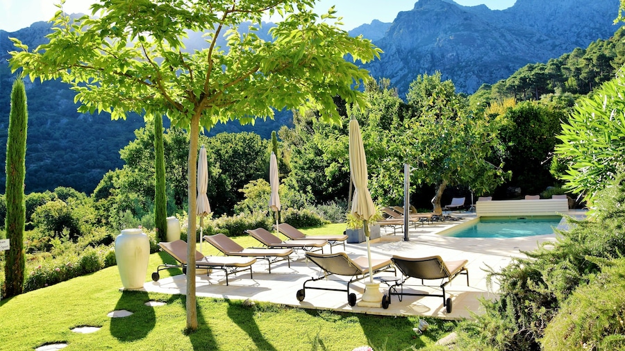 安纳莉迪亚酒店