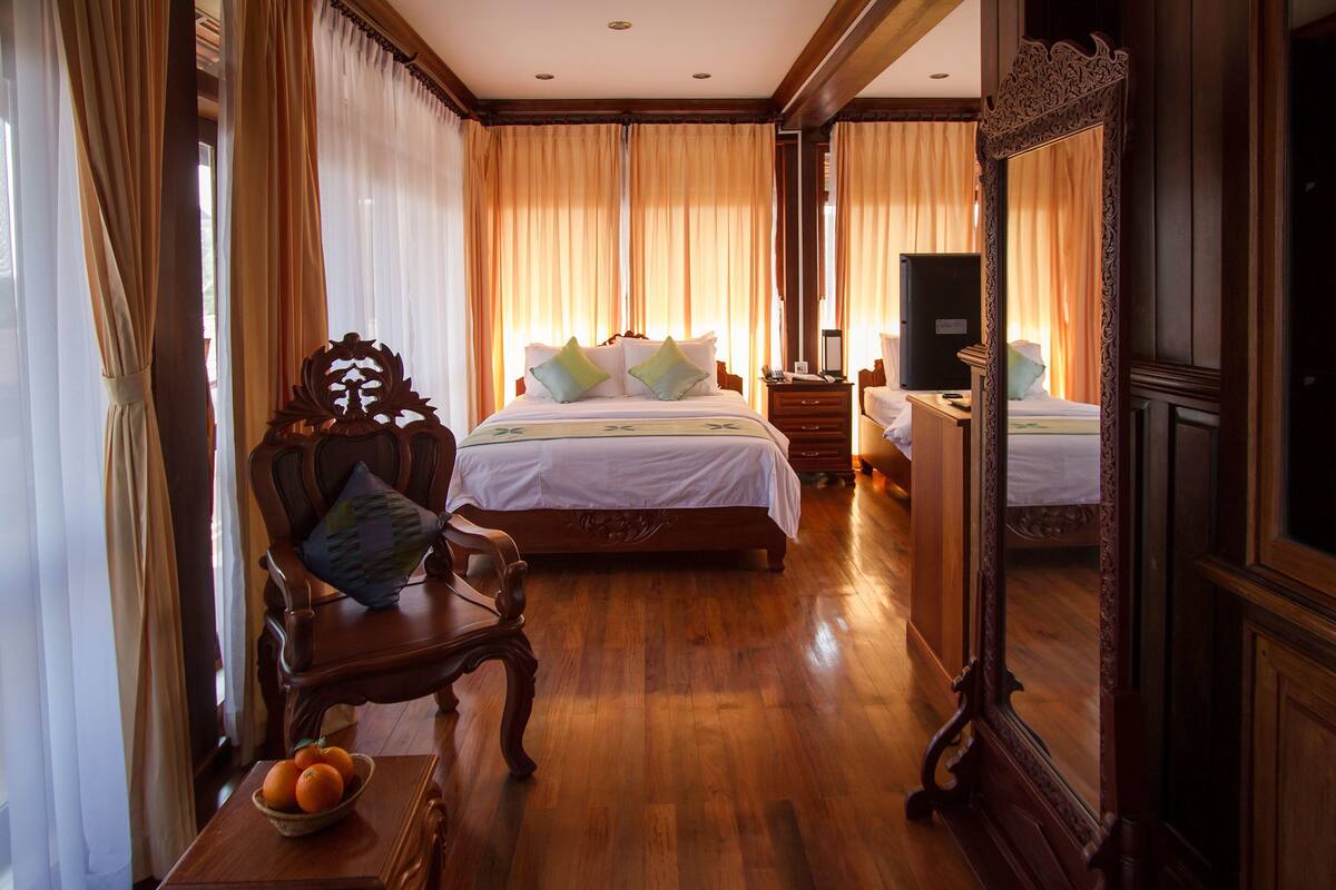 Deluxe Double Room | Premium bedding, minibar, in-room safe, desk