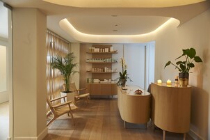 Salas de tratamiento para parejas, un sauna, tratamientos corporales