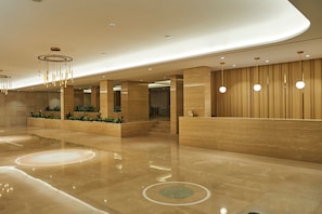 Quầy tiếp tân