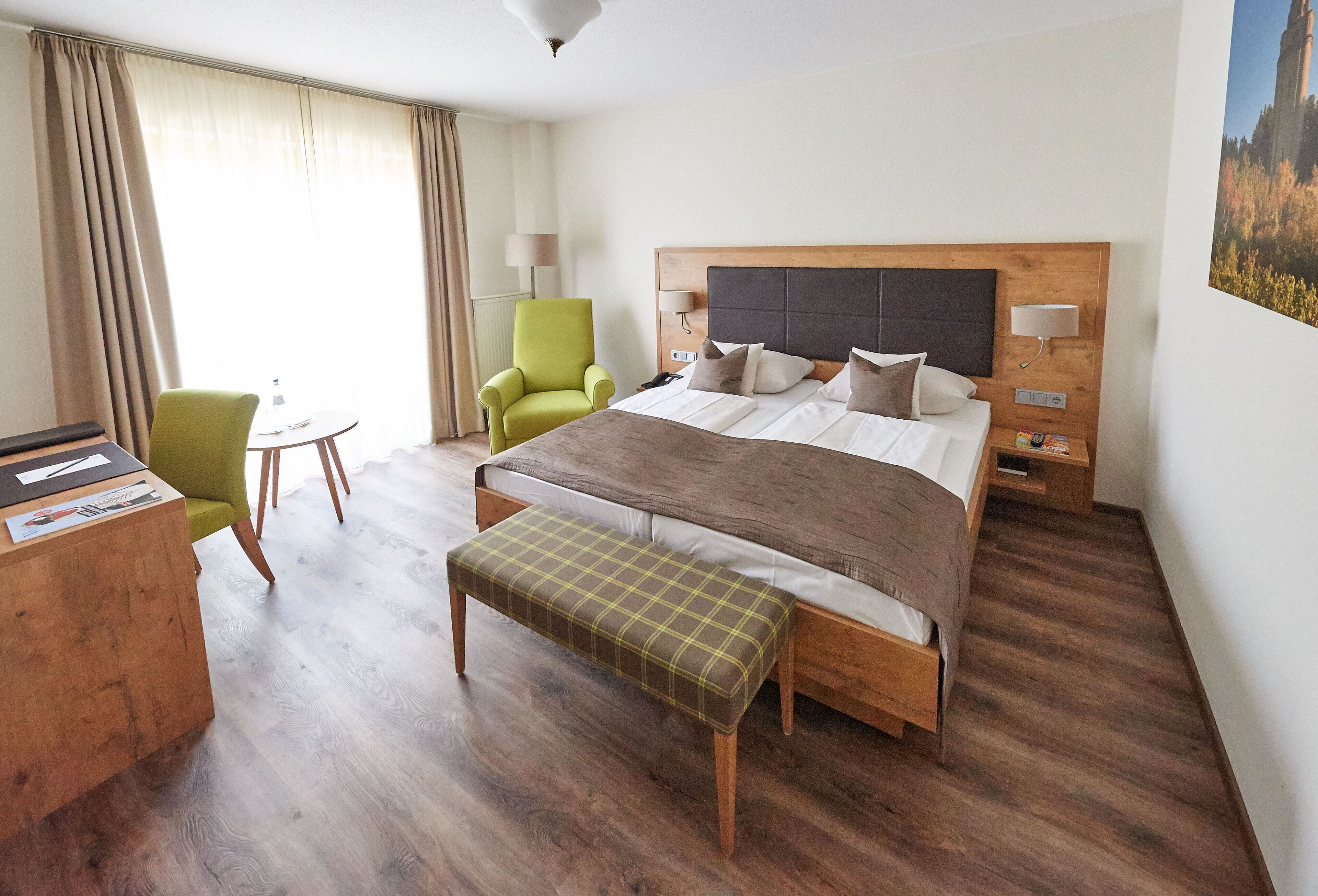 in-room safe, desk, laptop workspace, soundproofing