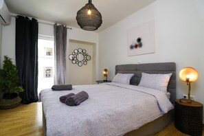 City Apartment, 3 Bedrooms | 3 bedrooms, soundproofing, iron/ironing board, travel crib - A Diamont of 140 m2 Apt (Athens)
