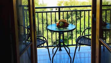 Studio, Garden View | Garden view