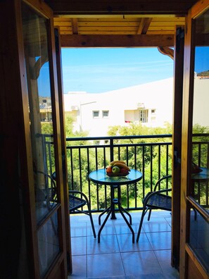 Studio, Garden View | Garden view - Emilia Apartments (Agios Nikolaos)