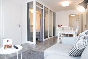 公寓, 2 间卧室 | 起居区 | 智能电视、Netflix、首映电��影