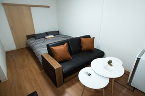 하우스 (YUYU House - Imazado Anywhere Door) | 무료 WiFi