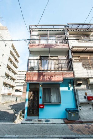 Front of property - YUYU House - Imazado Anywhere Door (Osaka)