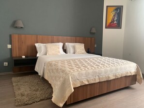 Literie de qualité supérieure, minibar, coffres-forts dans les chambres