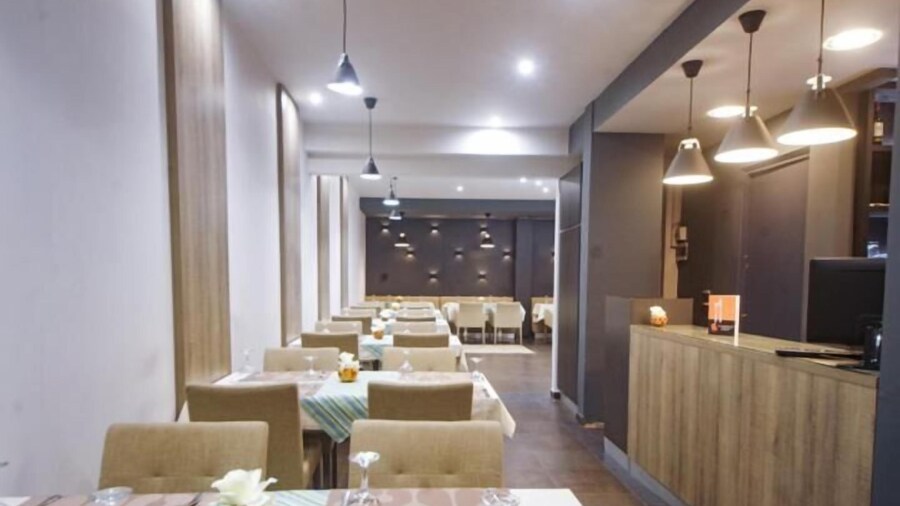 Hotel Nina