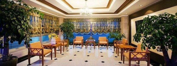 Sala de estar en el lobby