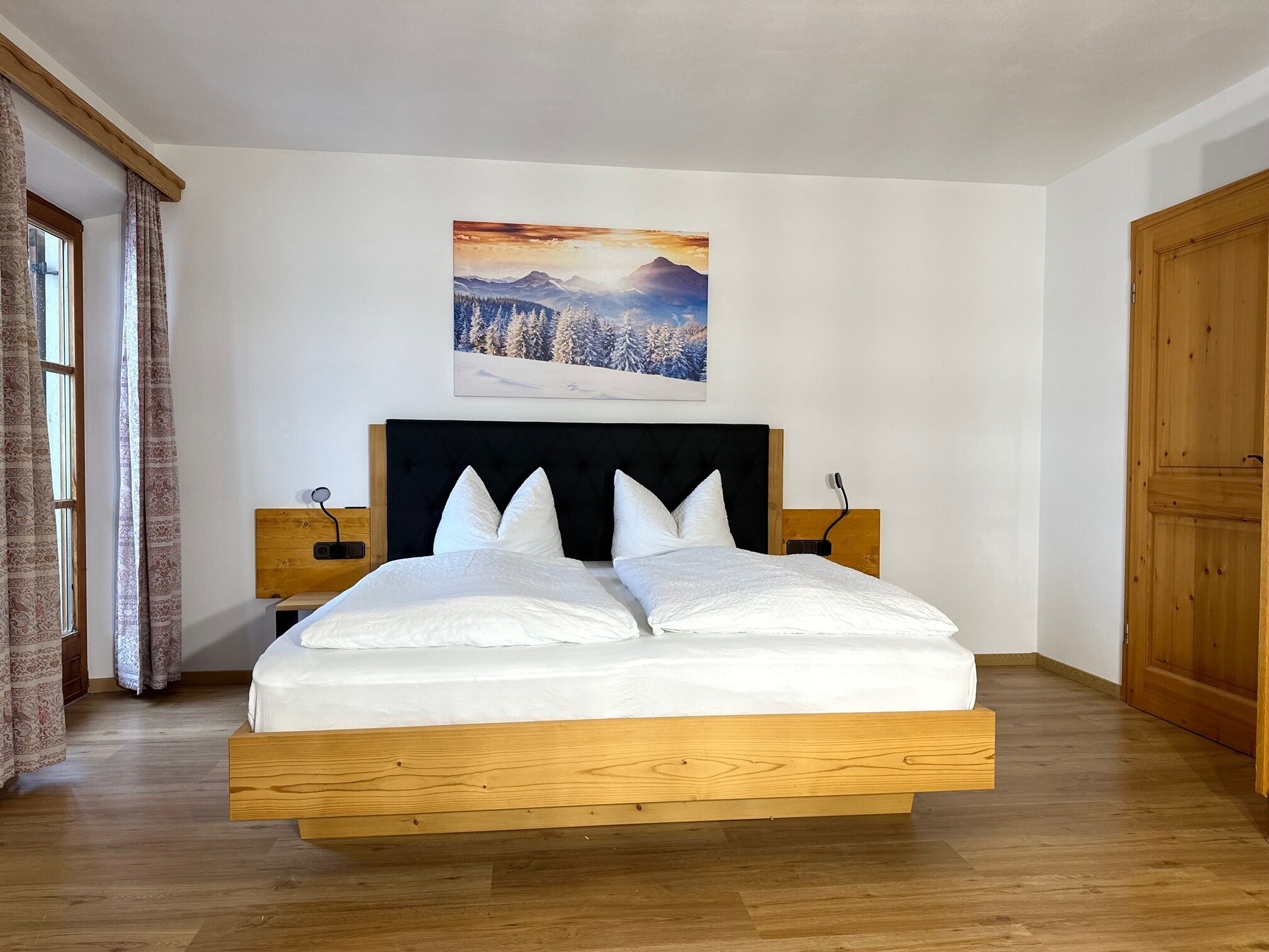 Leilighet – panorama, 1 soverom, balkong, fjellutsikt | Safe på rommet, strykejern/-brett, wi-fi (inkludert) og sengetøy