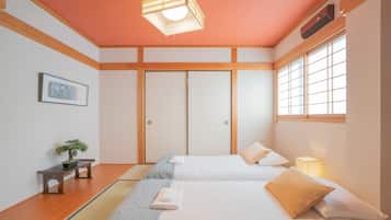 ゆうゆうハウス 粉浜・梅 | 5 室のベッドルーム、遮光カーテン、WiFi (無料)