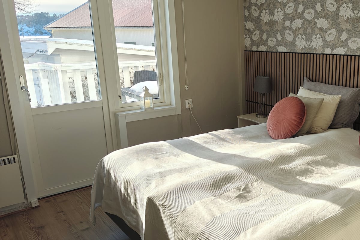 Nösundsgården Hostel Delux (Shared Bathroom) | Individually decorated, individually furnished, iron/ironing board