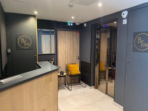 منطقة الاستقبال