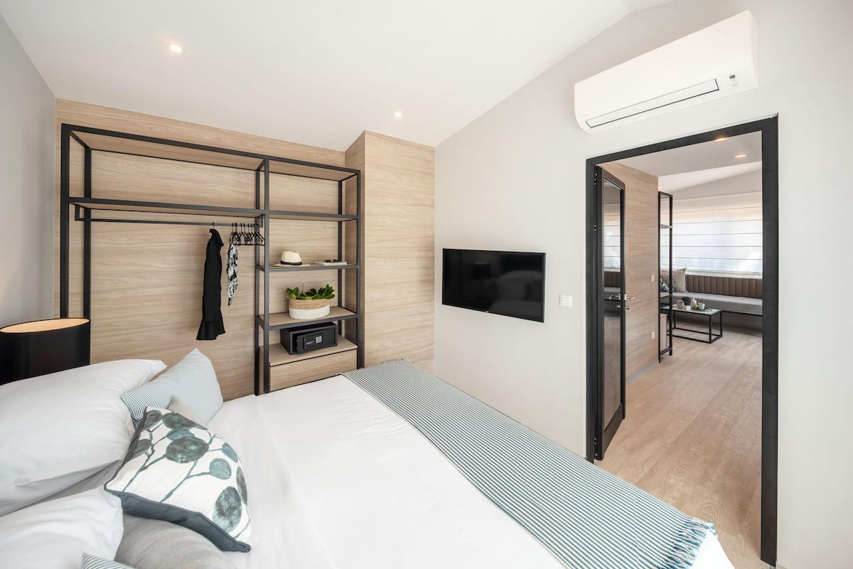Superior Cottage (Forrest Promo) | Bàn, truy cập Internet không dây miễn phí, bộ trải giường