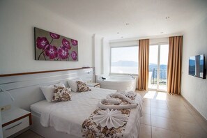 2 bedrooms, desk, iron/ironing board, free WiFi - Villa Vira (Kas)