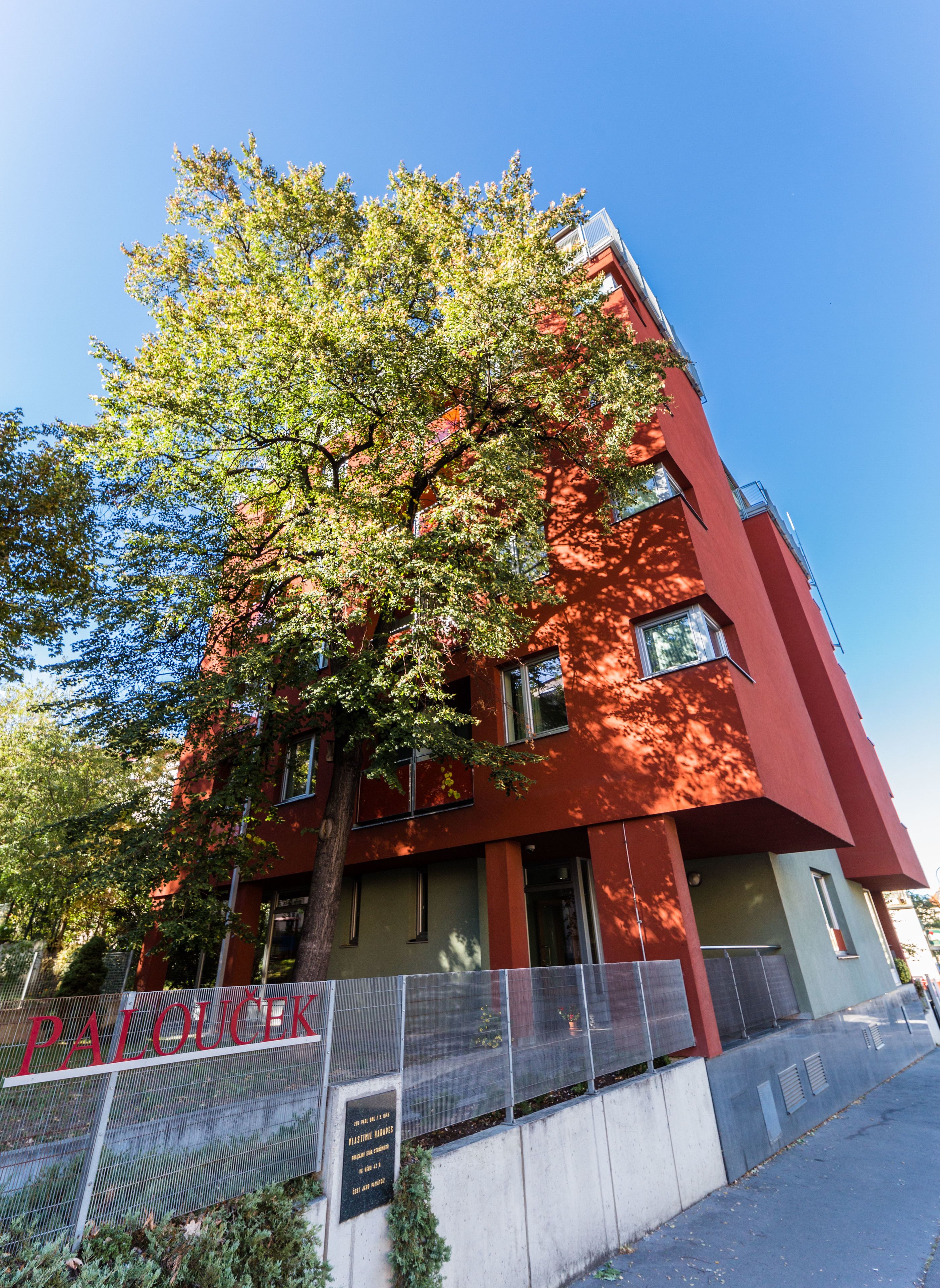 Lối vào nơi lưu trú