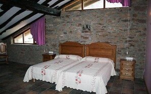 1 bedroom, desk, free WiFi, bed sheets - Argiñenea Country House (Berastegui)