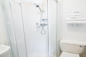 Produtos de toalete grátis, secador de cabelo (mediante solicitação)