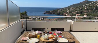 Maisonette Near Thèoule-Sur-Mer With Lovely Sea Views