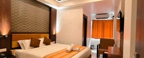Desk, rollaway beds, free WiFi, bed sheets