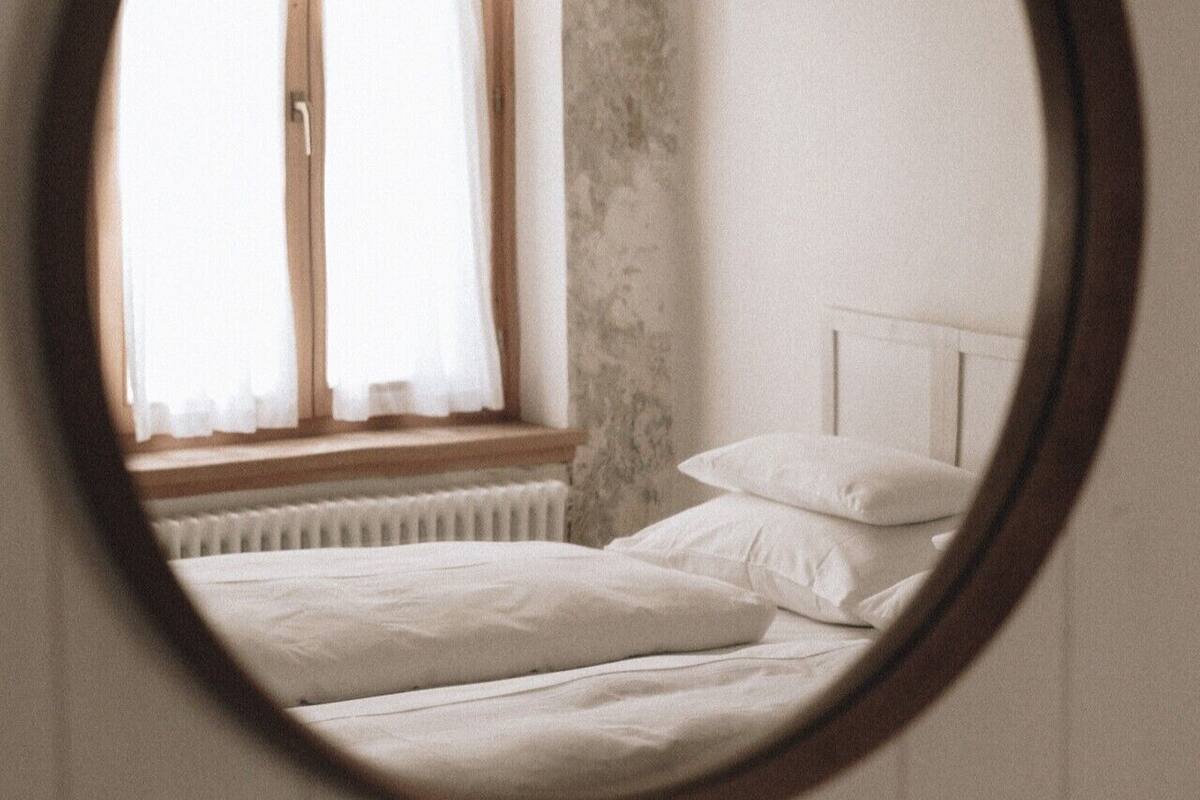 Room (Balthasar ) | In-room safe, desk, blackout drapes, WiFi (free)