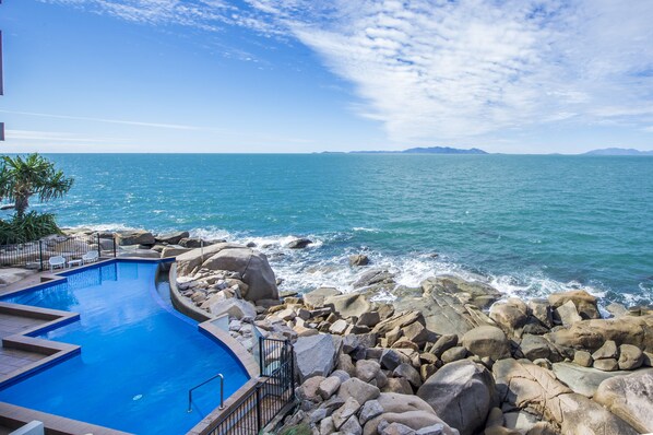 Superior Townhome, 2 Bedrooms, Pool Access, Ocean View | Balcony view