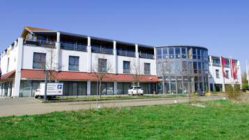 Façana frontal de l'allotjament