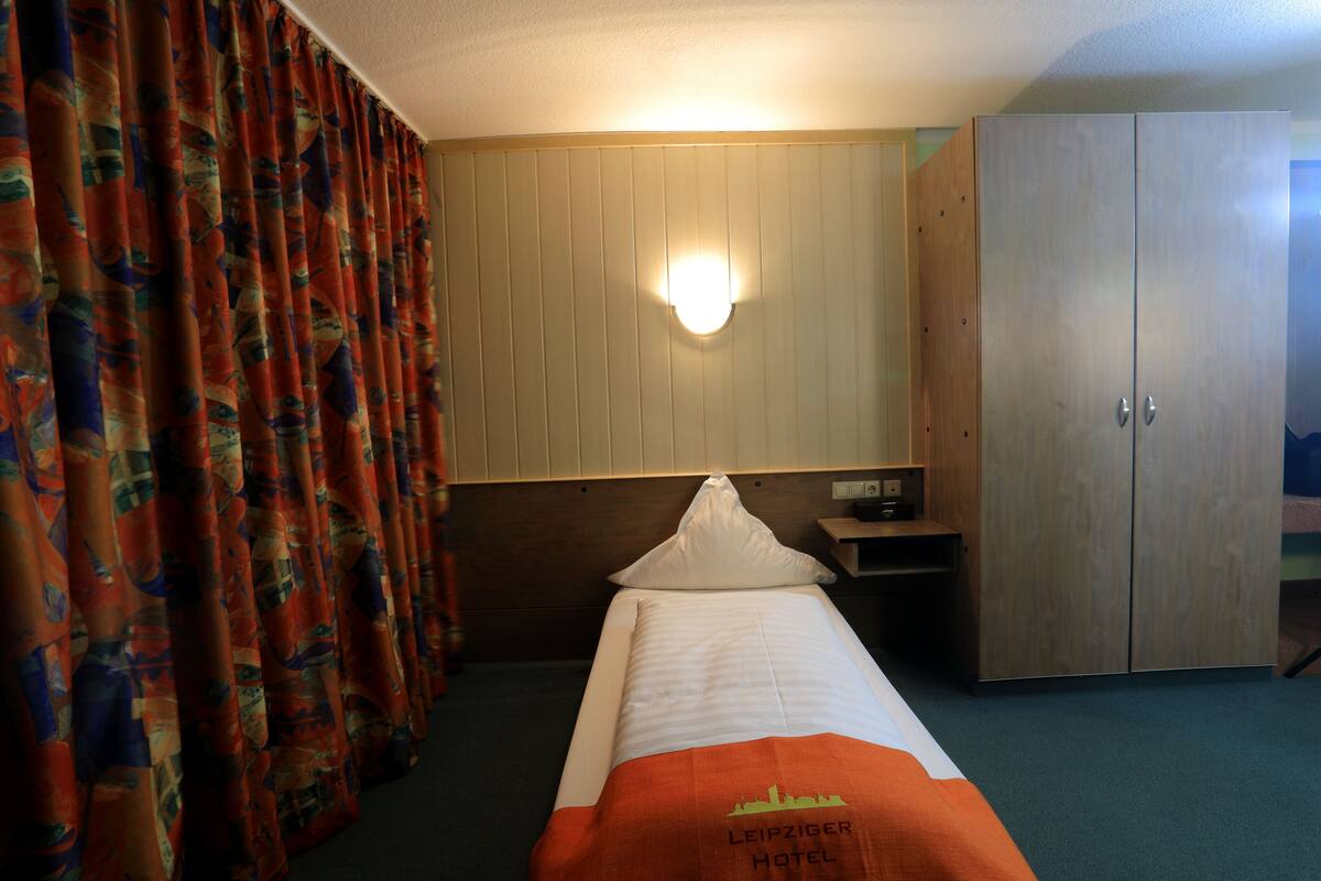 In-room safe, desk, laptop workspace, blackout drapes