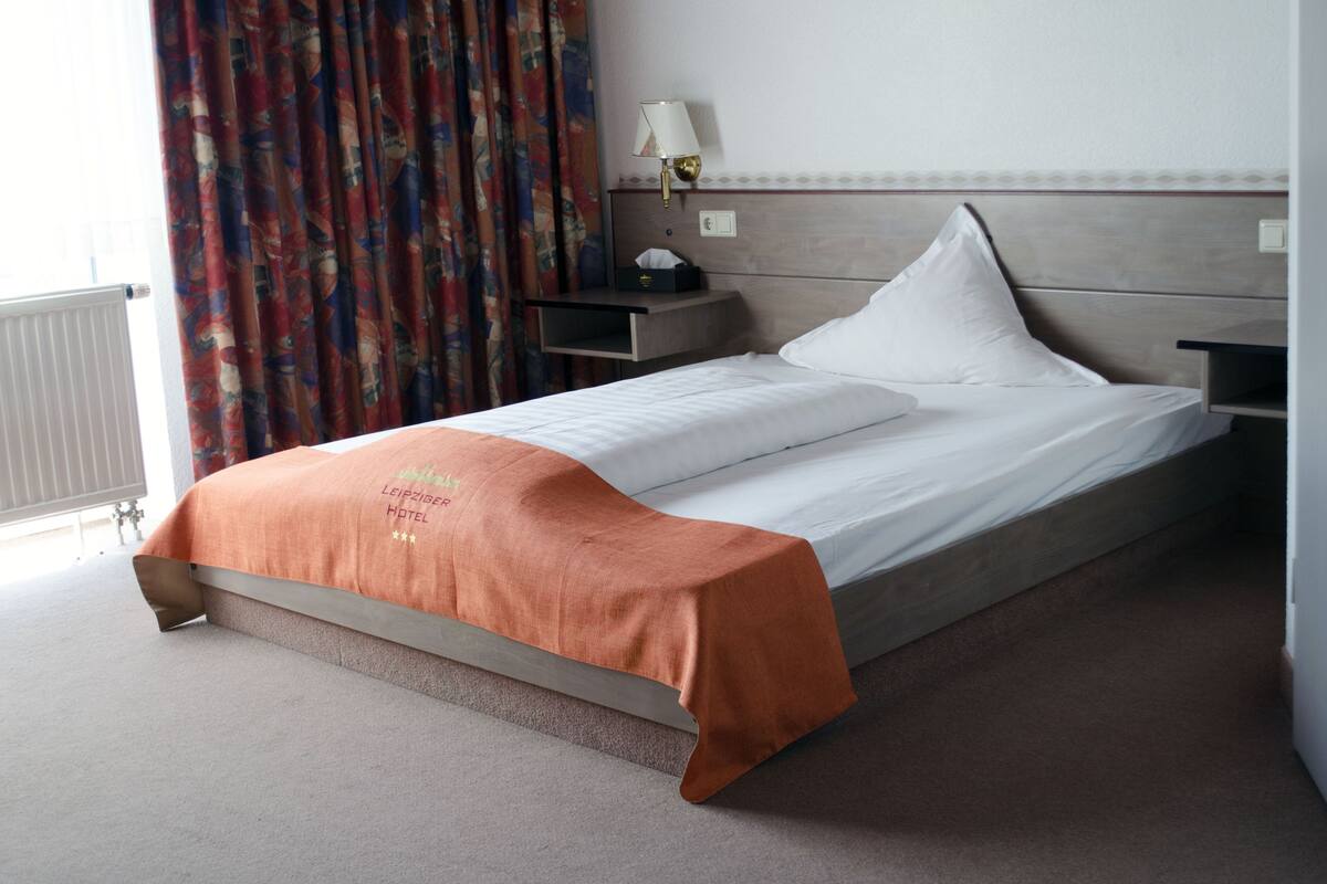 In-room safe, desk, laptop workspace, blackout drapes