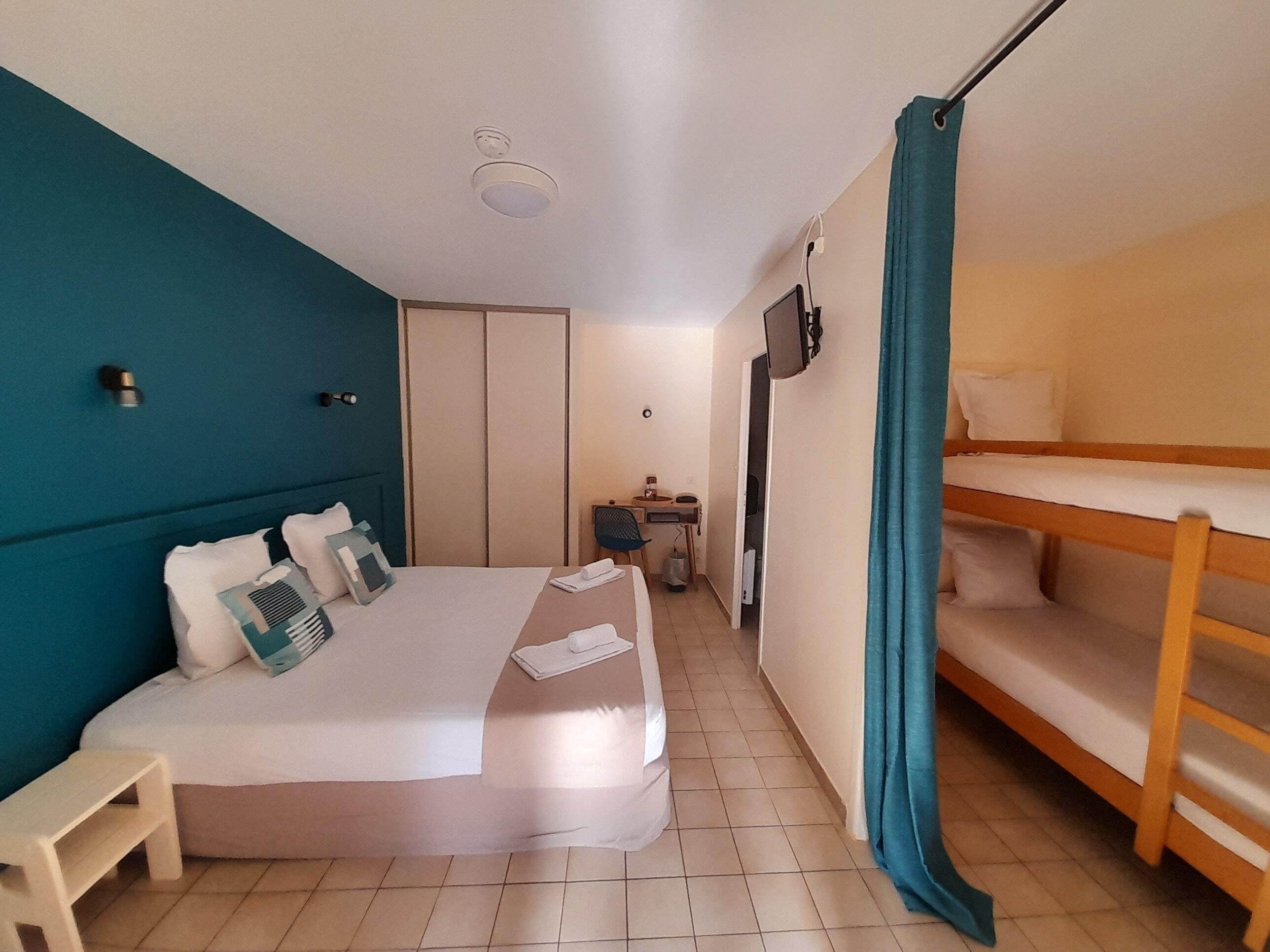 Economy Quadruple Room (Nature) | Iron/ironing board, free WiFi, bed sheets, wheelchair access