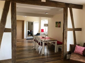 Departamento, 3 habitaciones, vista al jardín (Rotkäppchen) | Servicio a la habitación